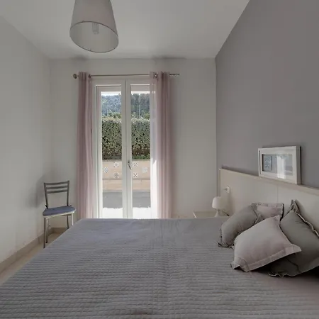 Appartement Sea View With Air Conditioning And Garden