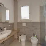 Sea View With Air Conditioning And Garden *
