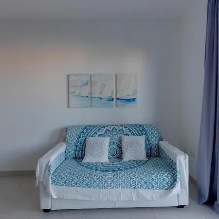 Sea View With Air Conditioning And Garden Apartament Castelsardo
