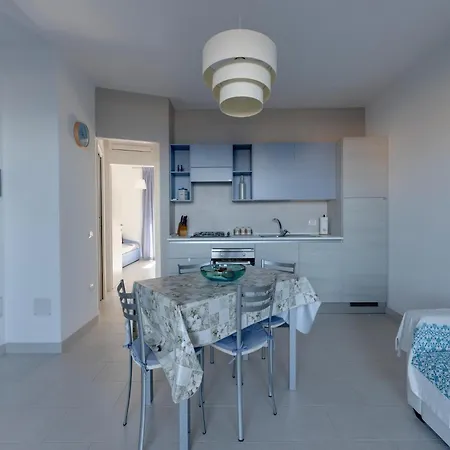 Sea View With Air Conditioning And Garden Apartament Castelsardo